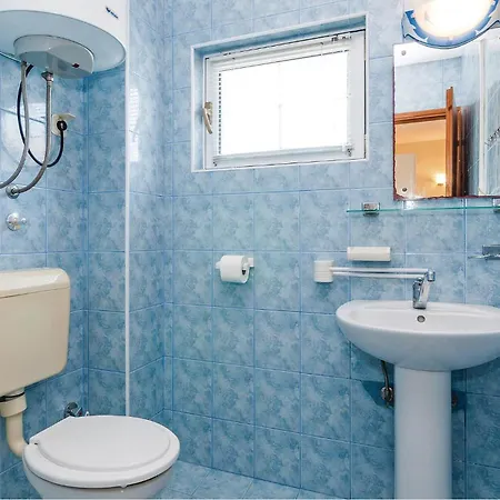 Apartman Awesome In With Wifi Sveti Petar